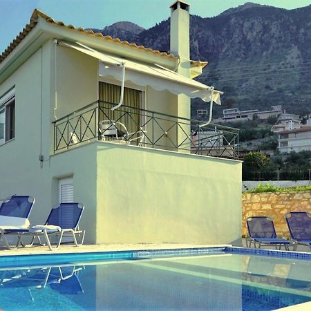 Semiramis Suites With Pool Kalamata Dış mekan fotoğraf