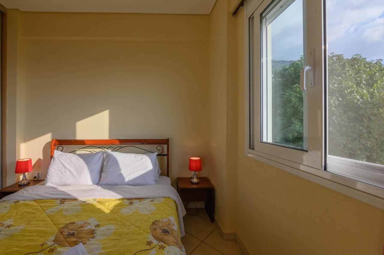 Semiramis Suites With Pool Kalamata Dış mekan fotoğraf