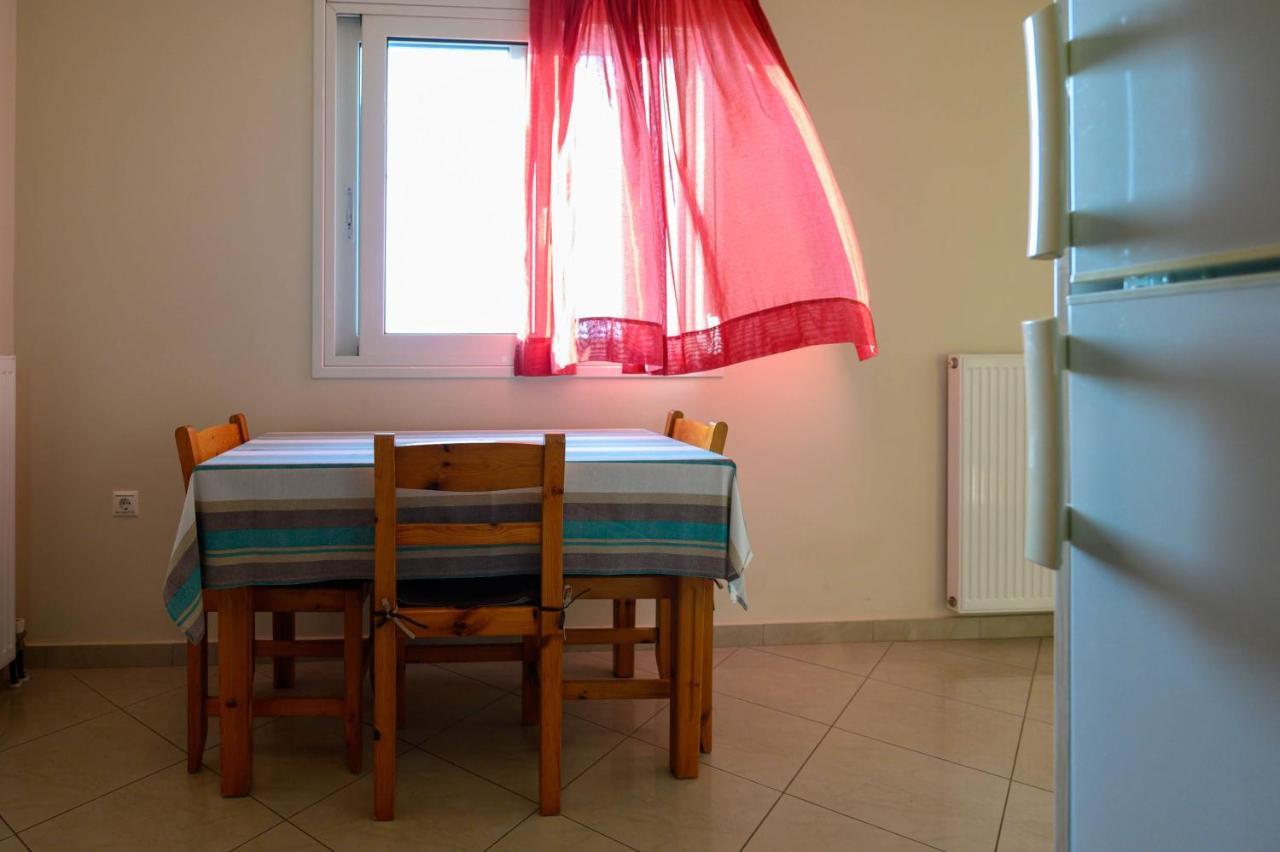 Semiramis Suites With Pool Kalamata Dış mekan fotoğraf