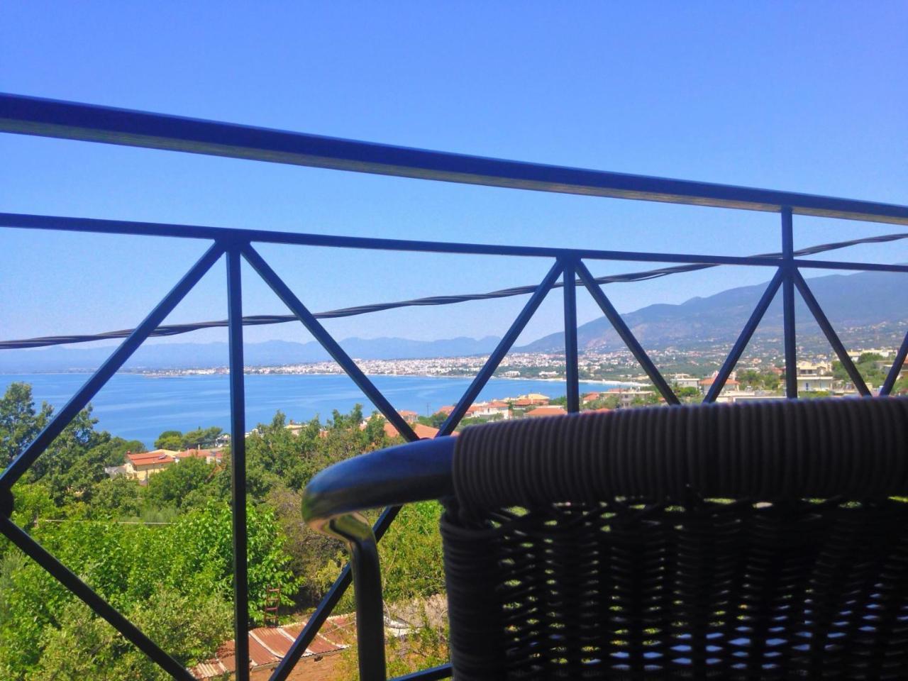 Semiramis Suites With Pool Kalamata Dış mekan fotoğraf
